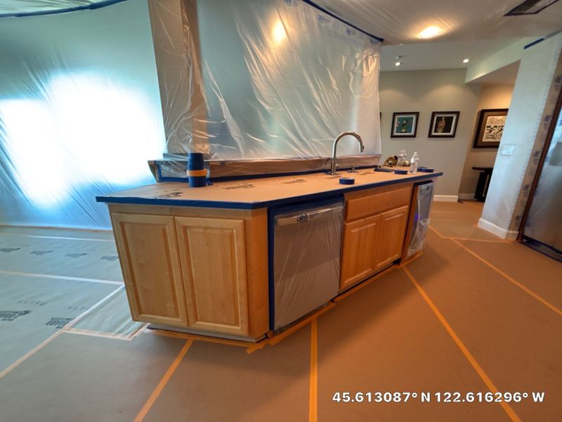 Drywall Repair & Refinishing
