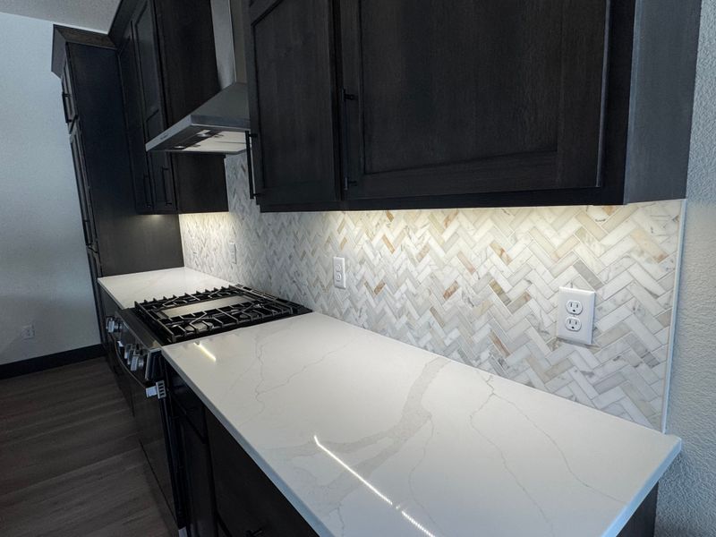 Kitchen Backsplash Tiling