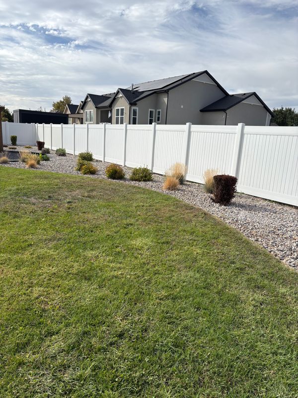 Vinyl Fencing