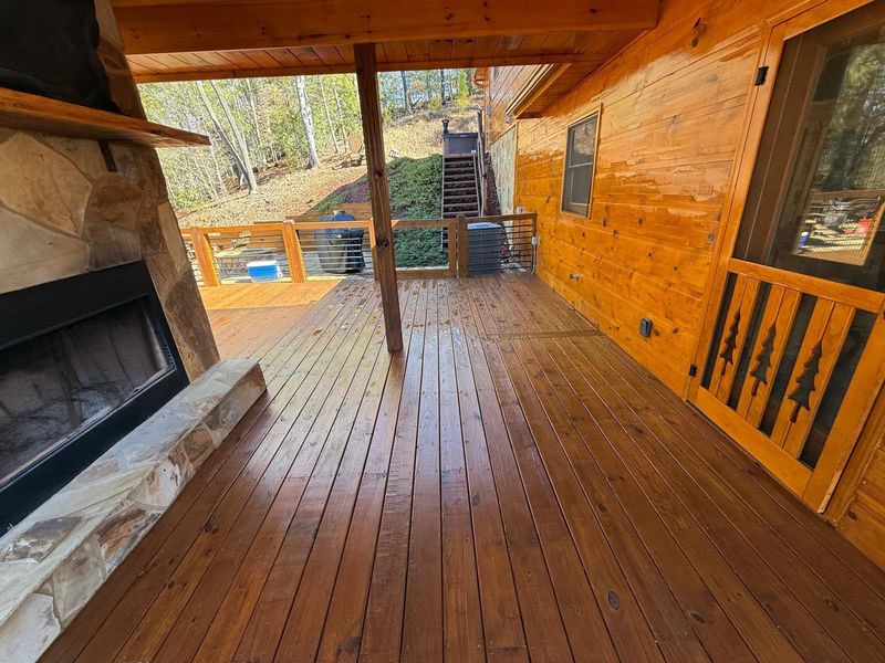 Staining Services