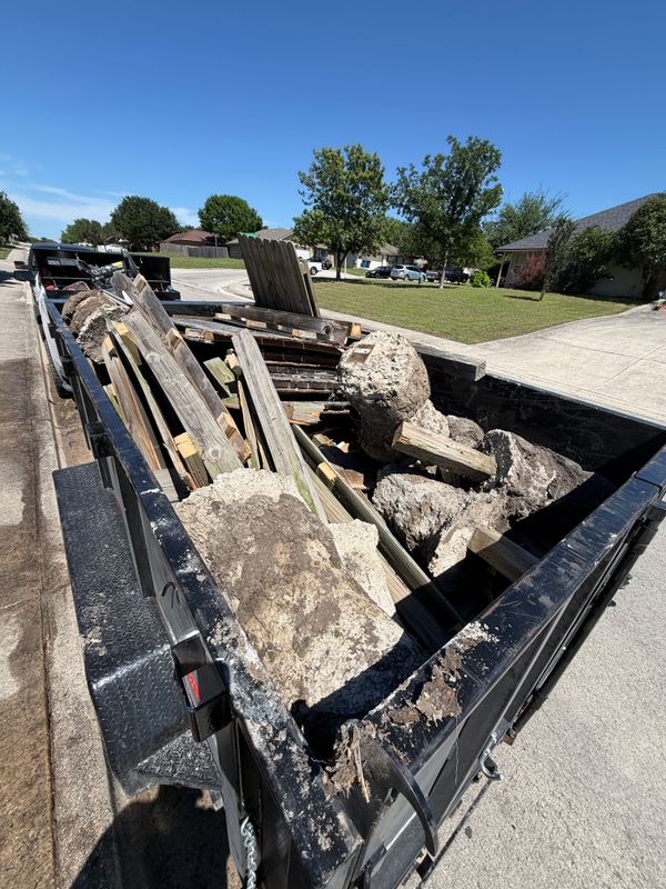 Demo and Dump Trailer Services