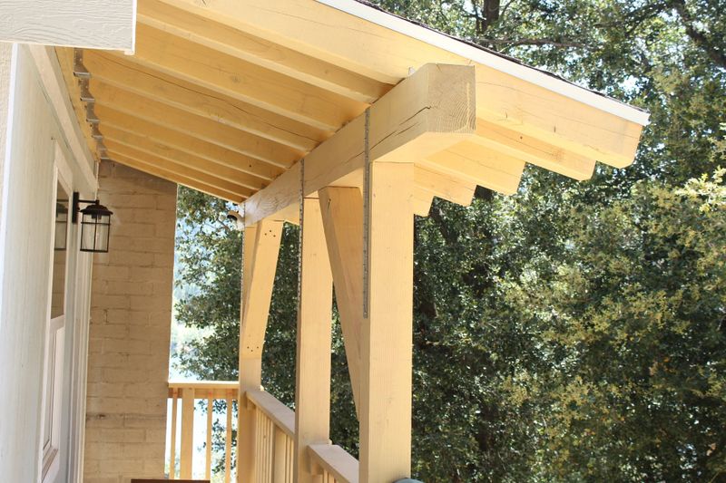 Siding & Roofing