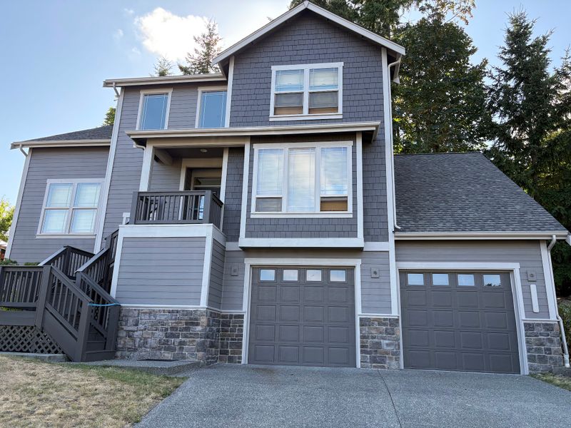 Transform your home with a new color makeover. Look at this before/after