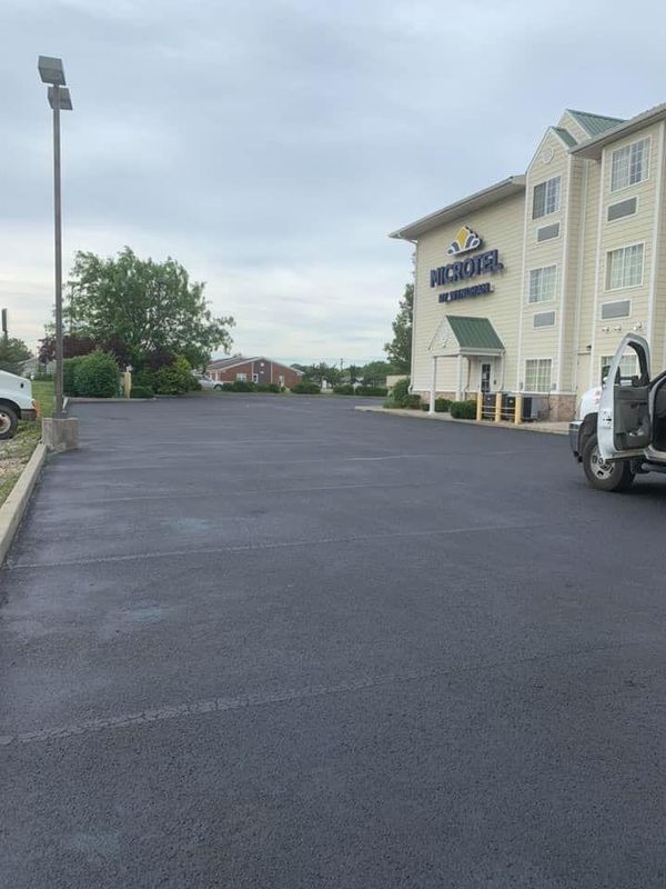 Commercial Sealcoating and Stripping