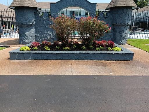 Shrub Trimming