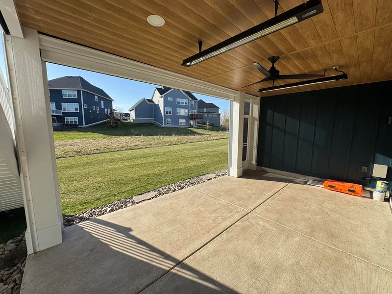 Deck and Patio Refinishing