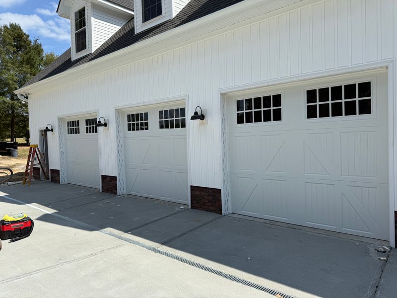 Garage Door Installation & Repair