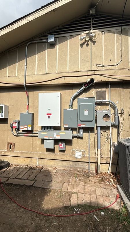 Circuit Breaker Installation and Repair
