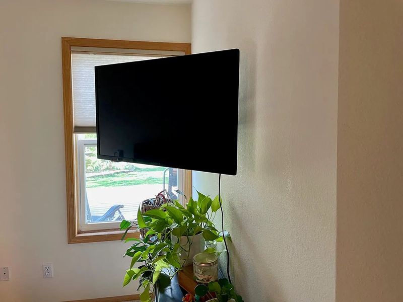 TV Mounting
