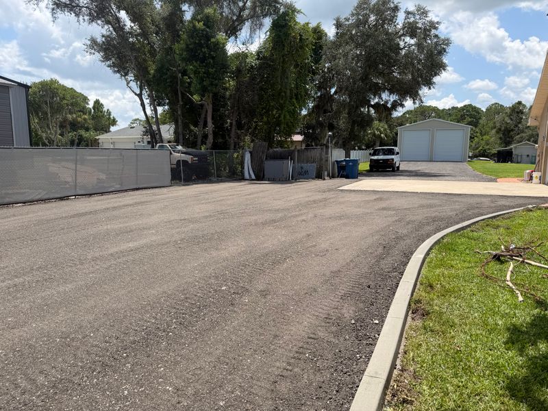 Gravel Driveways & Parking Lots
