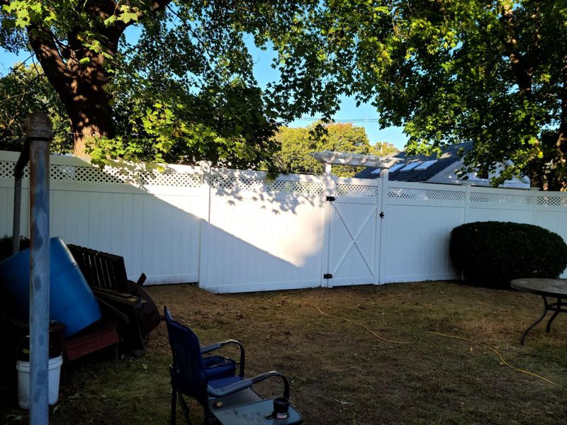 Vinyl Fences