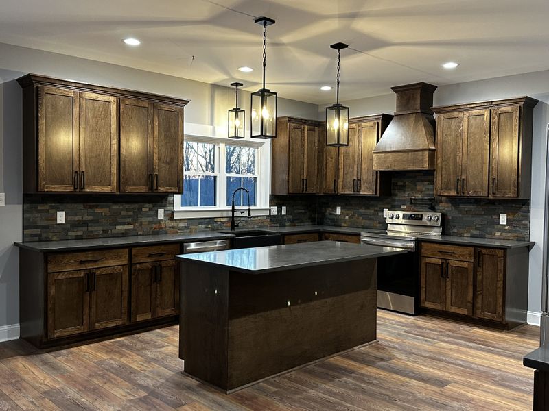 Farmhouse 1800 Sq Ft
