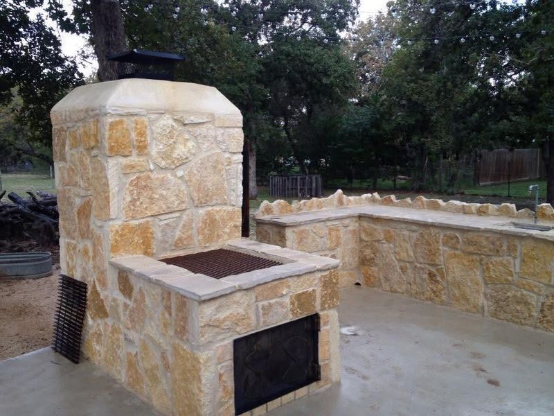 Outdoor Kitchens