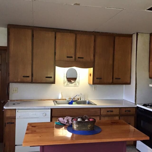 Kitchen and Cabinet Refinishing