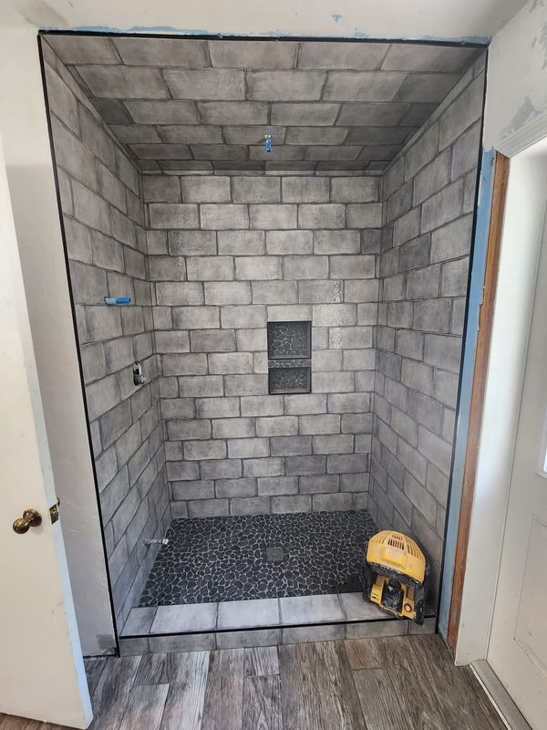 Bathroom Tiling gallery
