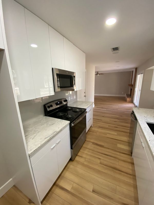 Kitchen & Bathroom Remodeling