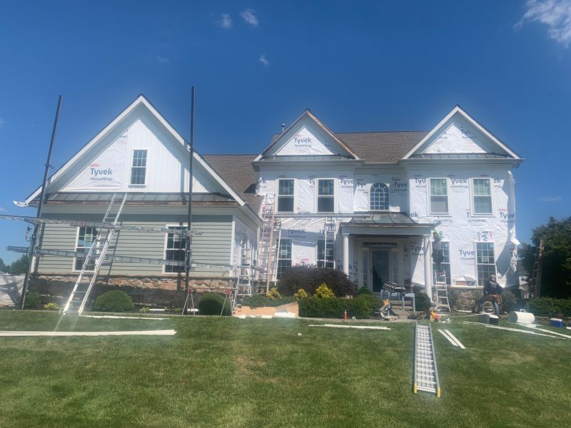 Laxs dr - windows, siding 