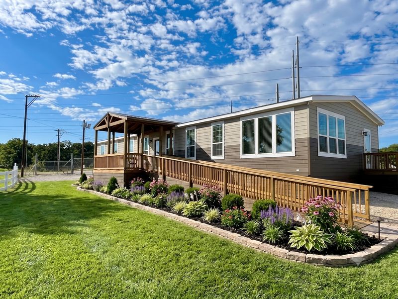 Decks & Handicap Ramps