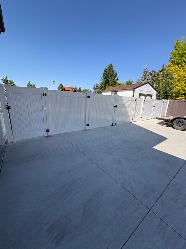 Vinyl Fencing
