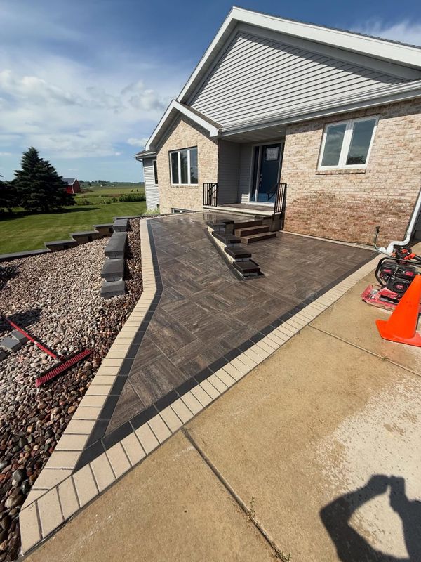 Custom Hardscapes
