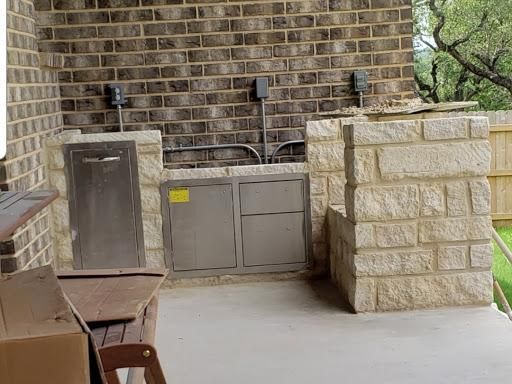 Brick/Stone Columns