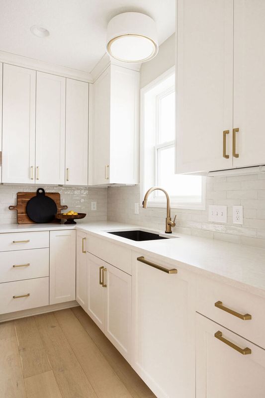 Kitchen Backsplash Installation