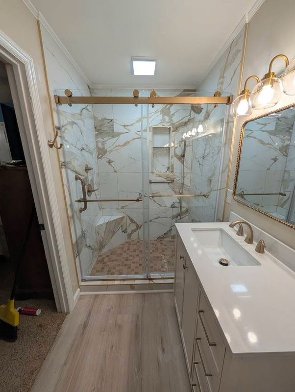 Kitchen and Bathroom Renovations(Custom Tiling )