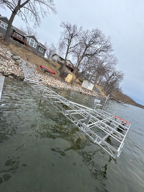 Dock installation / Removal