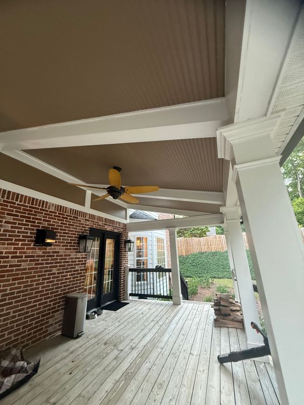 Deck & Fence Staining