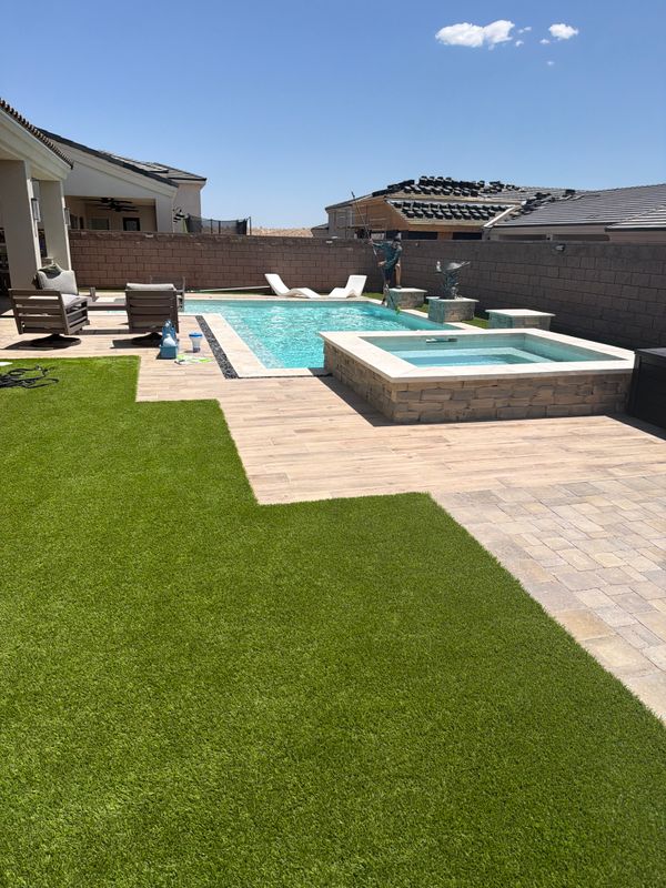 Pool Cleaning/Weekly Pool Maintenance