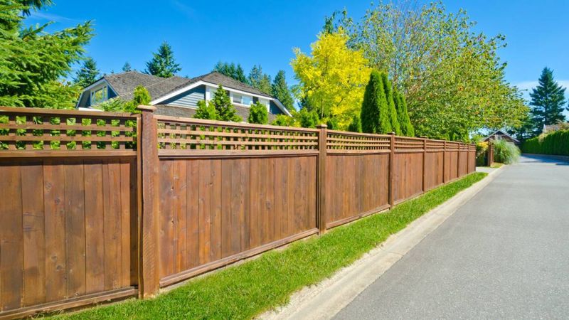 Fence Repair