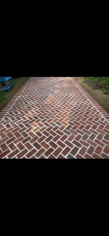 Flagstone/masonry hardscaping
