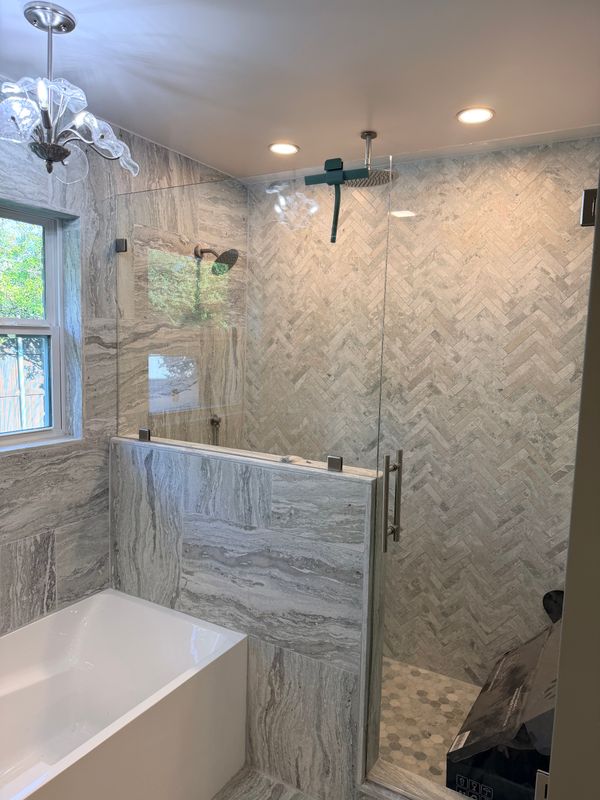 BATHROOM REMODELING SERVICE