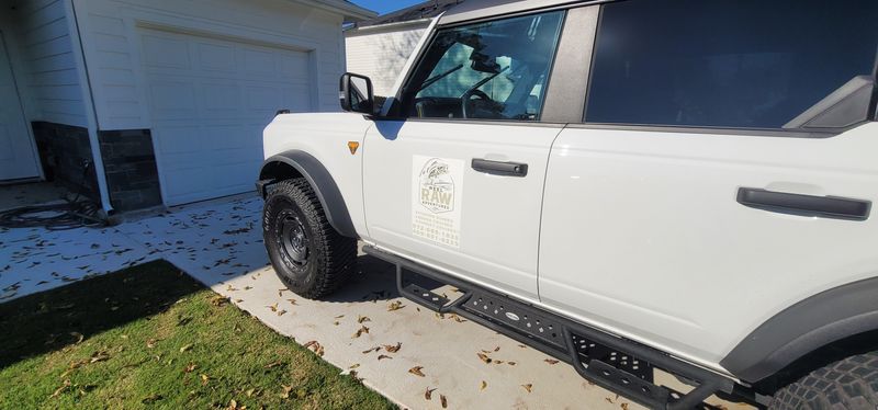 Full & Partial Vehicle Wrap