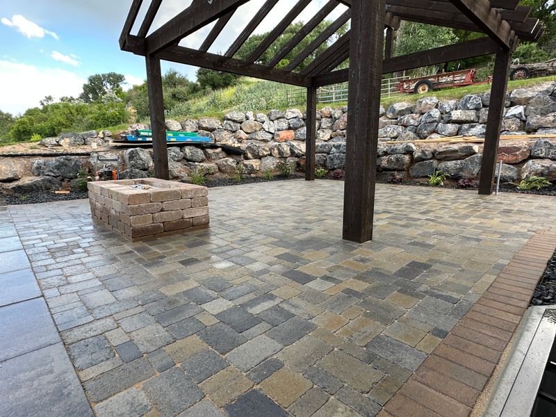 Verti-Block Retaining Walls Services