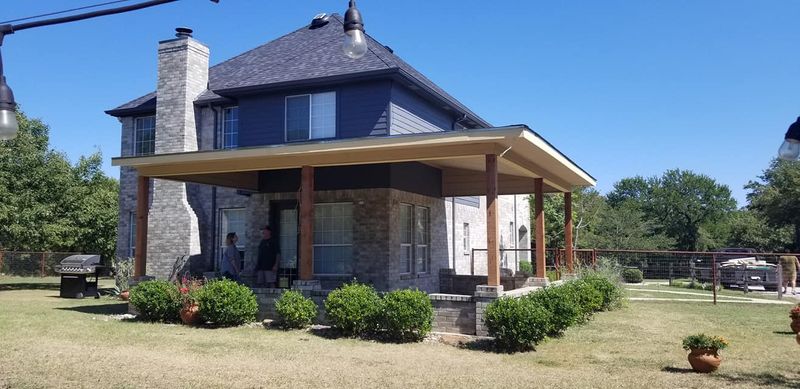 Porch / Patios