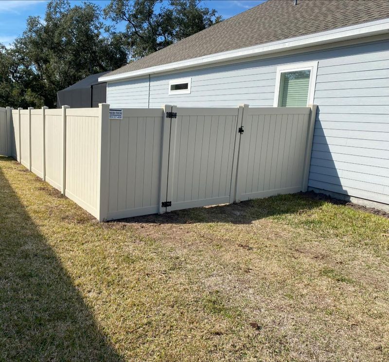 Vinyl Fence Installation