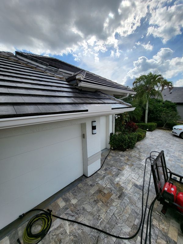 Roof and Gutter Cleaning