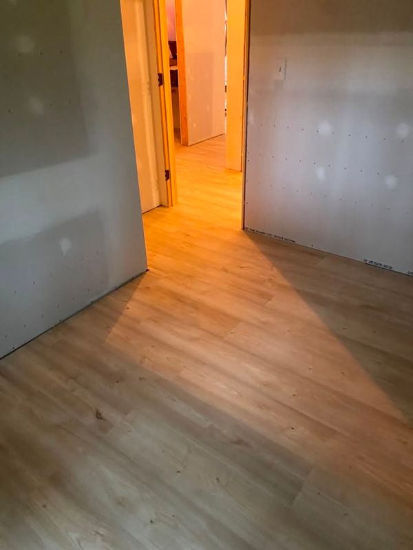 Vinyl and Laminate Flooring