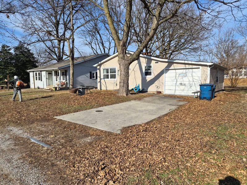 Commercial Lawn Maintenance
