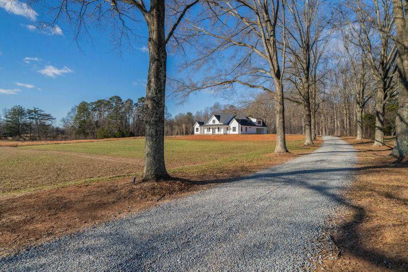 Southern Charm Custom: Design & Build