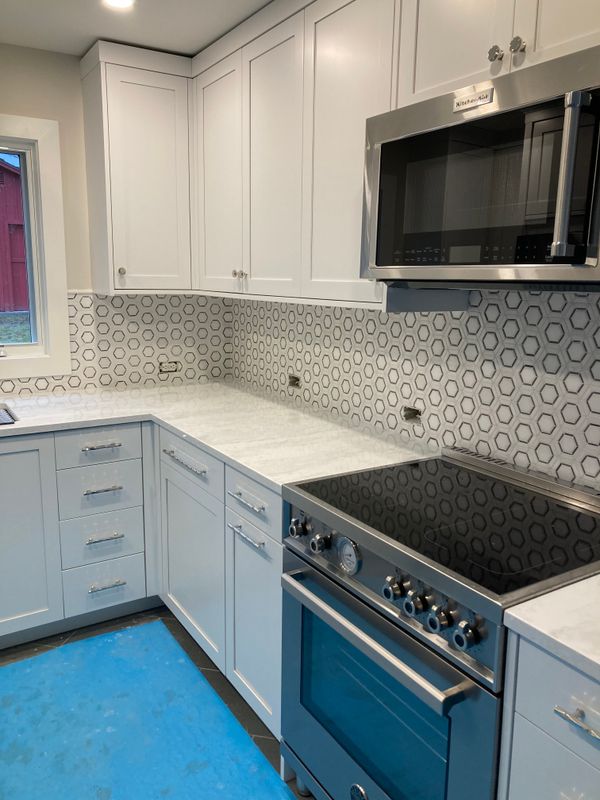 Kitchen Backsplash Installation