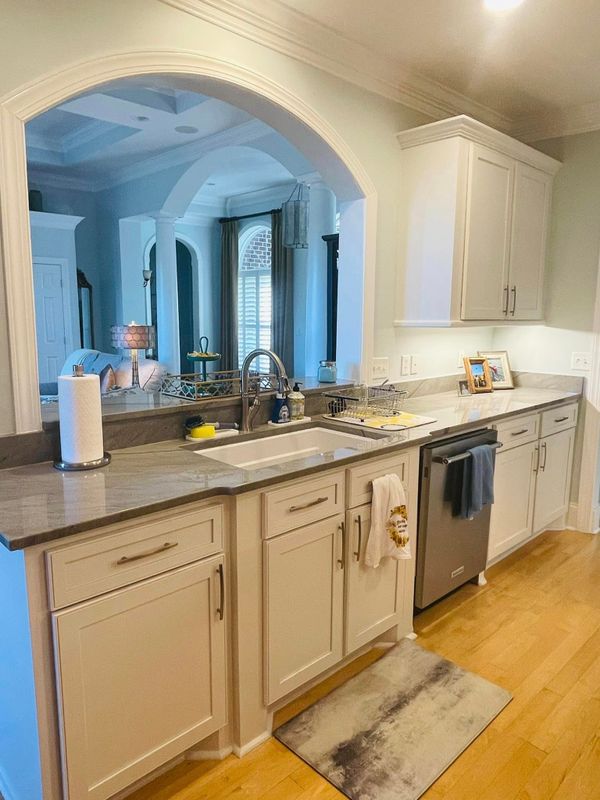 Kitchen and Cabinet Refinishing