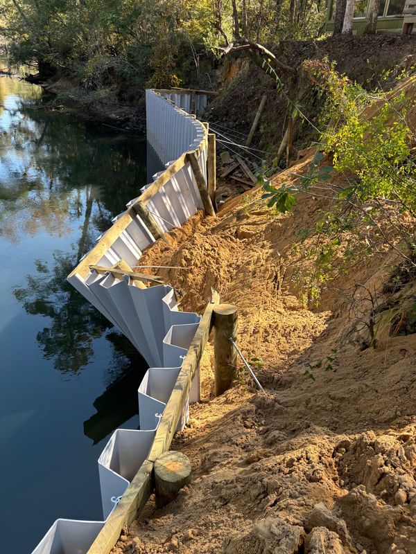 Seawall/ Retaining wall