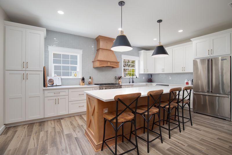 Custom Kitchen Remodeling