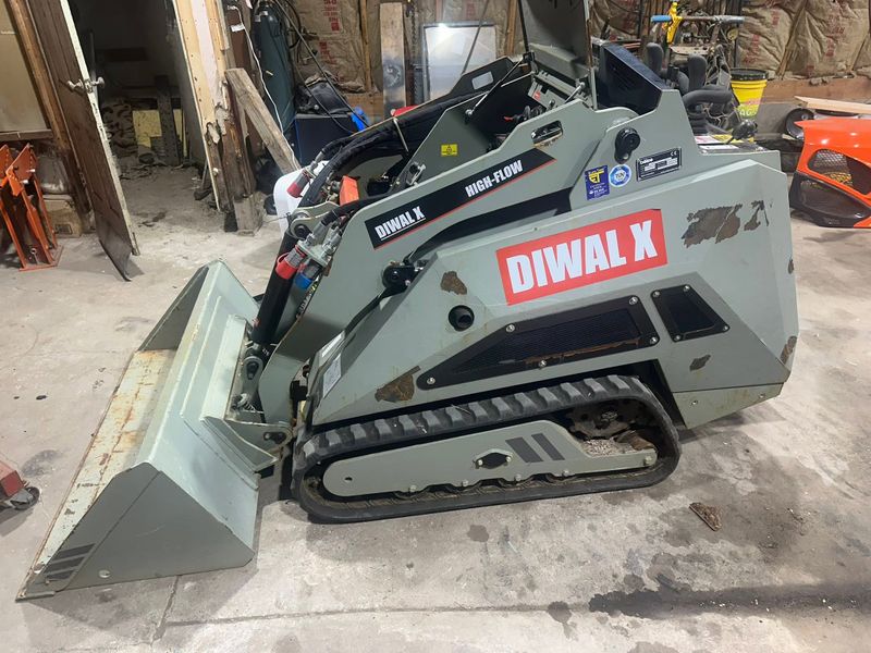 Mini skid steer for rent