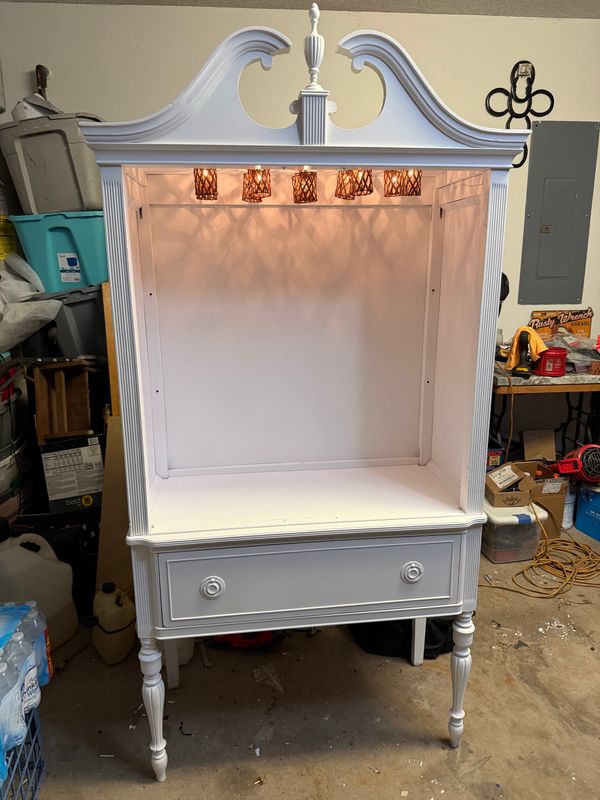 Kitchen and Cabinet Refinishing