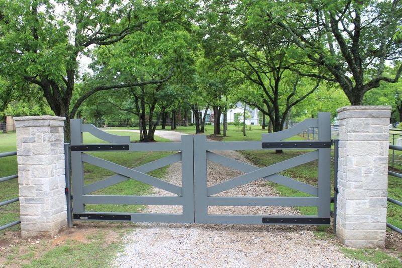 Gate Installation and Repair