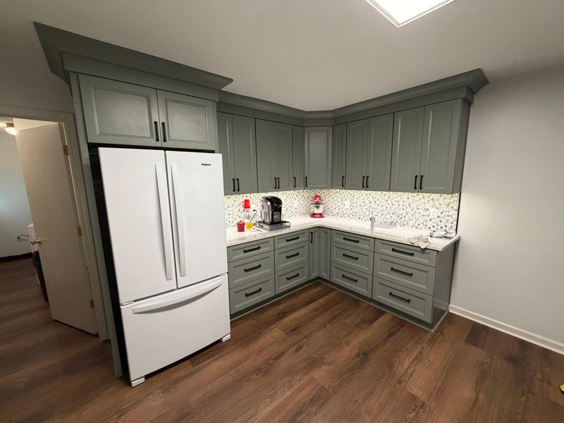 Cabinet Refinishing