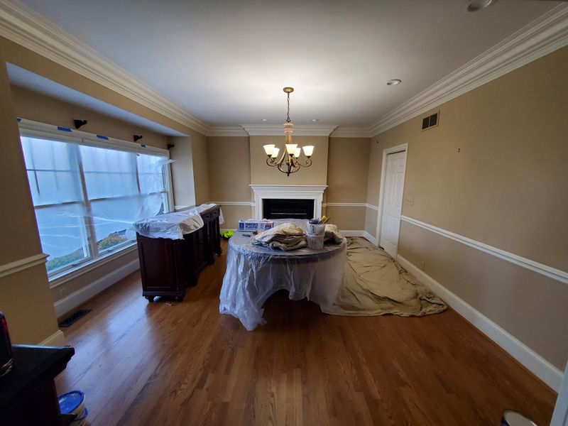 Interior Painting in Madeira, OH | Walls, Trim & Ceilings